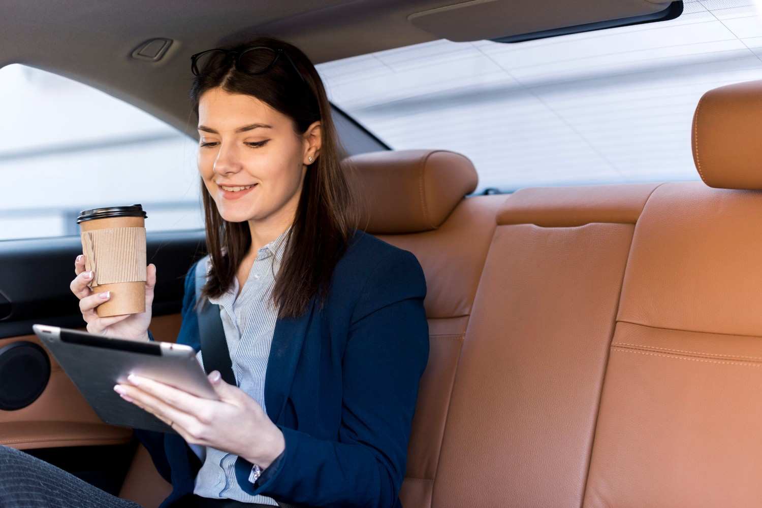 chauffeur, chauffeur service dubai, chauffeur driver, chauffeur service, luxury chauffeur service dubai, private chauffeur, dubai chauffeur service, chauffeur service in dubai